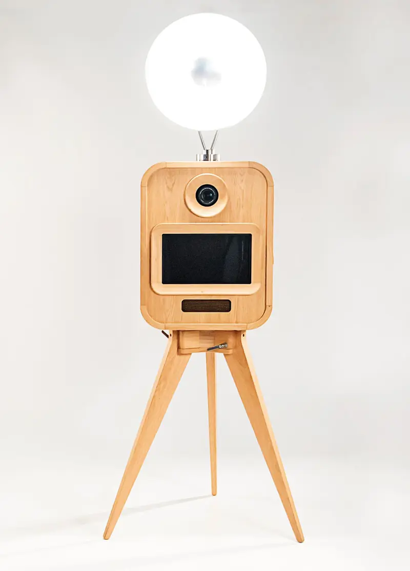 Vintage photobooth rental at a wedding in Ghaziabad